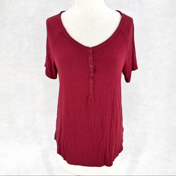 American Eagle Outfitters Tops - American Eagle Outfitters Soft & Sexy Burgundy Red Short Sleeve Tee T-shirt M